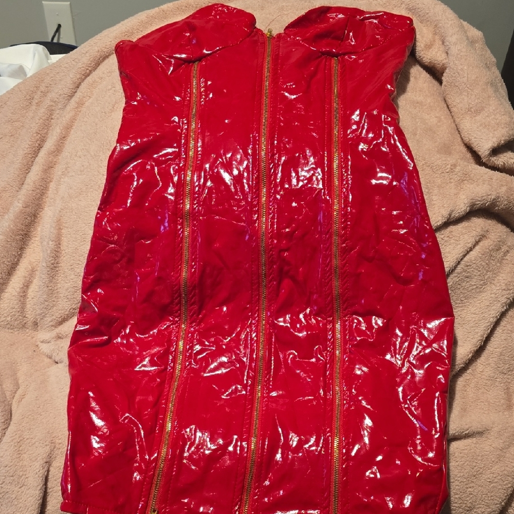 Red Shiny Sleeveless Dress with Zipper Detail